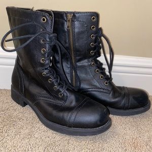 Black Lace-Up Leather Boots